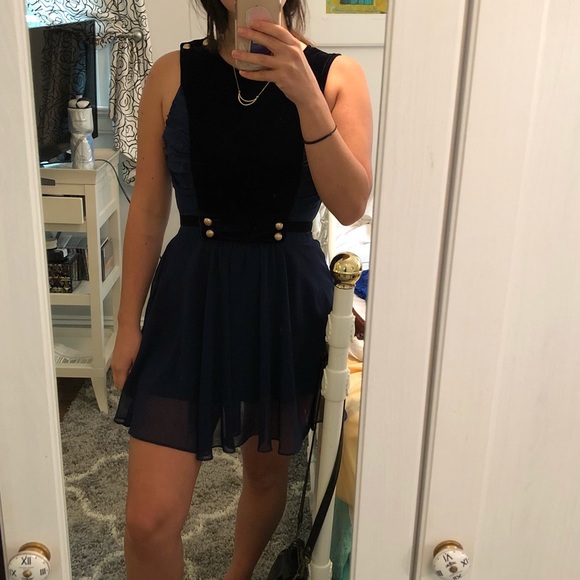 ModCloth Velvet ‘utility vintage inspired dress’ - Picture 3 of 7